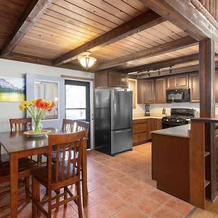 Summit Mountain Lodge And Steakhouse East Glacier Park Village Luaran gambar