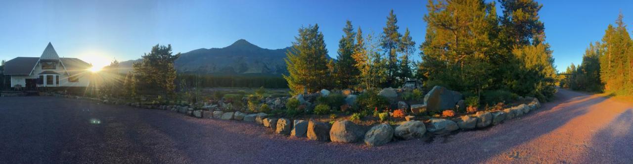 Summit Mountain Lodge And Steakhouse East Glacier Park Village Luaran gambar