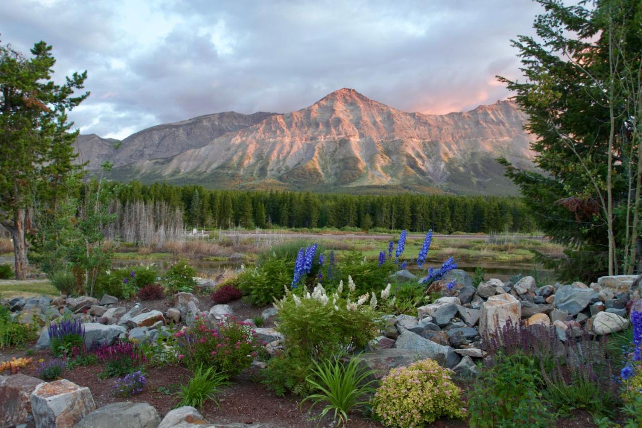 Summit Mountain Lodge And Steakhouse East Glacier Park Village Luaran gambar