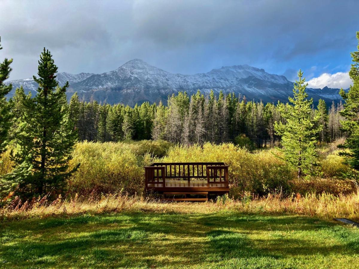 Summit Mountain Lodge And Steakhouse East Glacier Park Village Luaran gambar