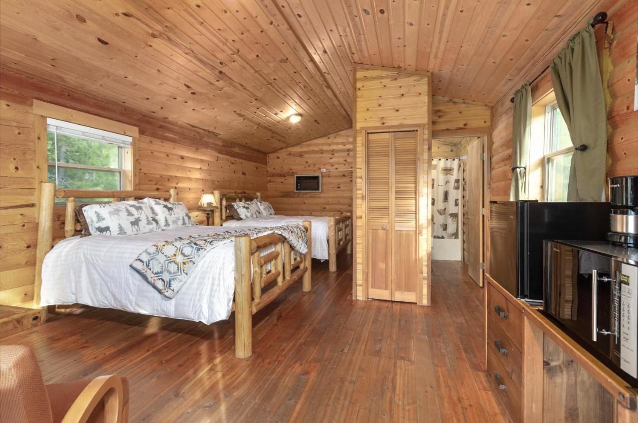 Summit Mountain Lodge And Steakhouse East Glacier Park Village Luaran gambar