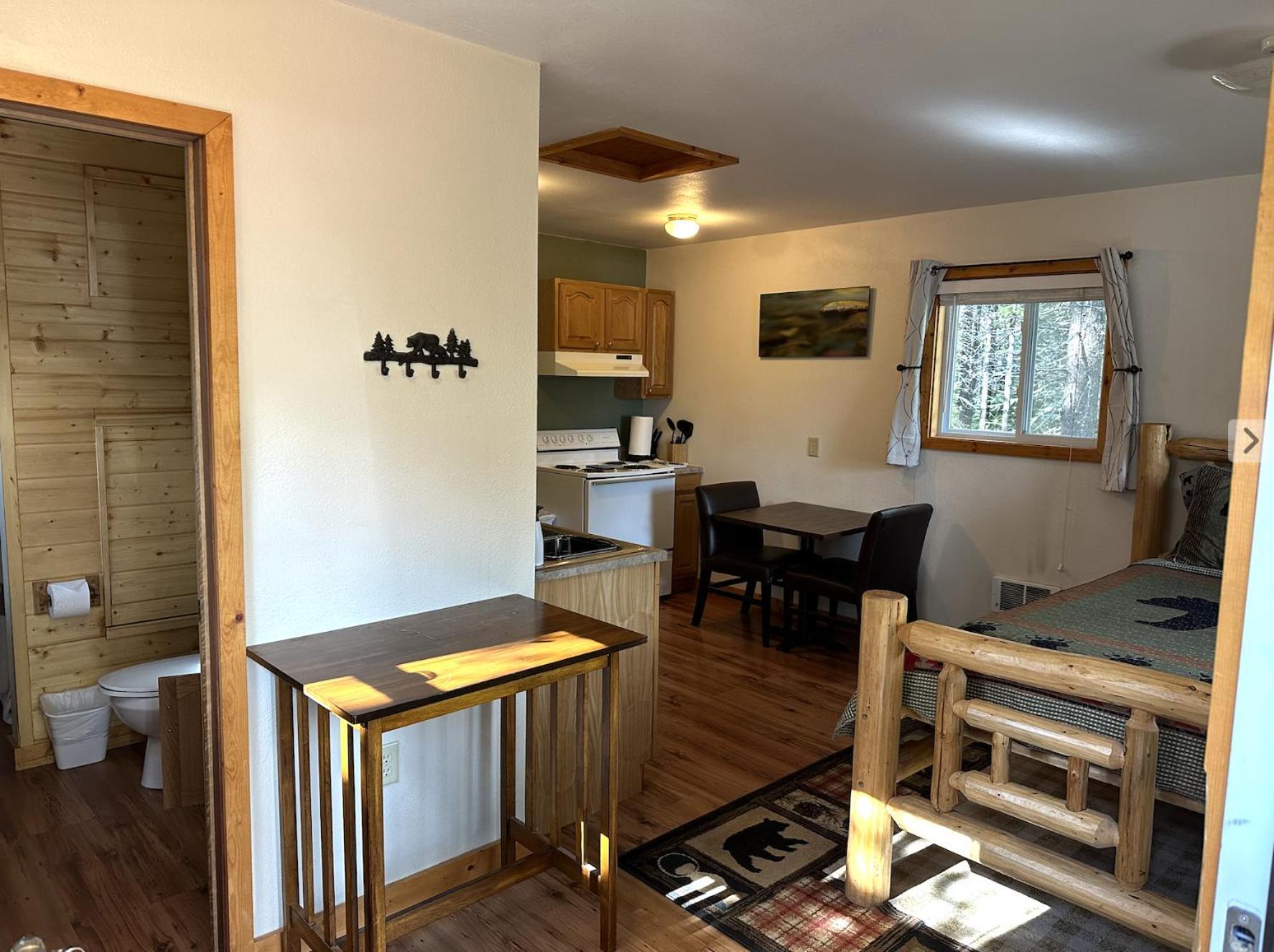 Summit Mountain Lodge And Steakhouse East Glacier Park Village Luaran gambar